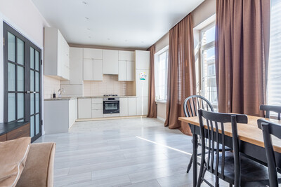 Современный двухэтажный дом